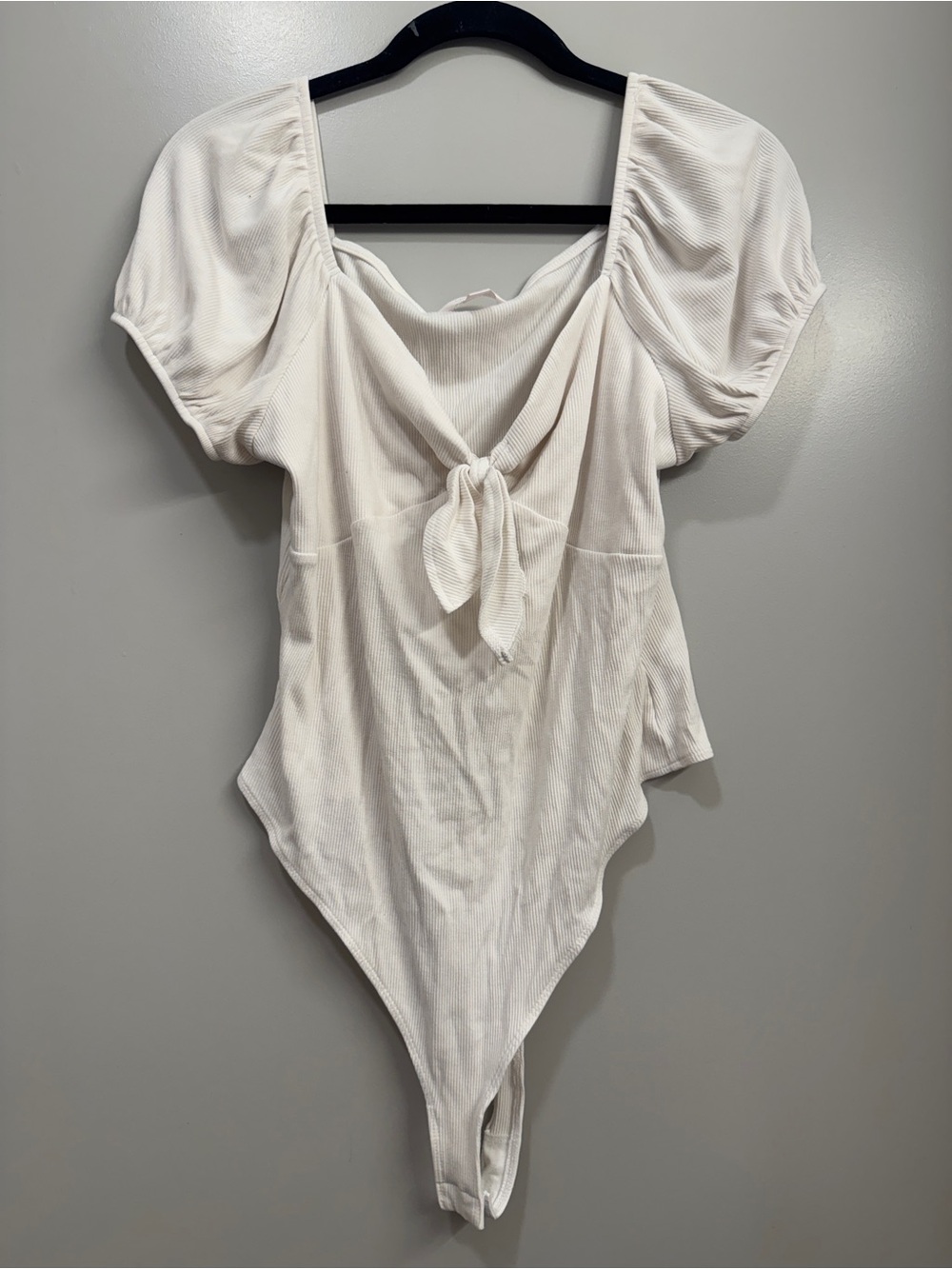 LC Lauren Conrad Cream Tie-Front Puff Sleeve Bodysuit Coquette Feminine